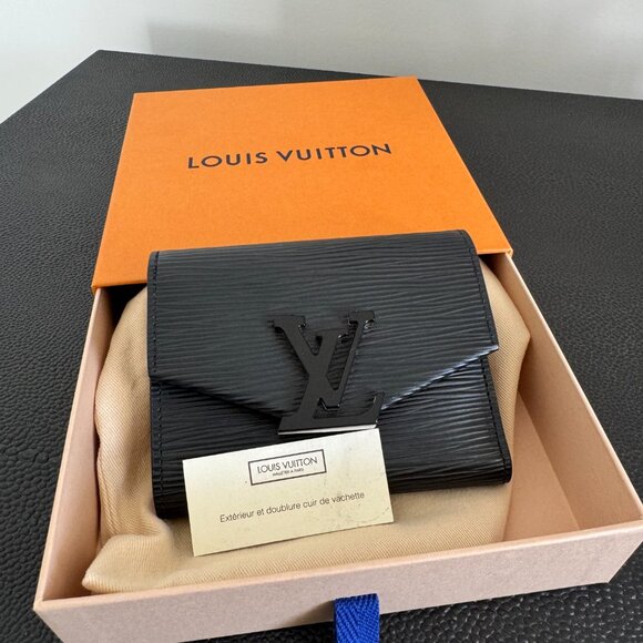Louis Vuitton Epi Leather Grenelle Wallet - Picture 7 of 10